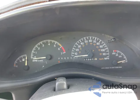 2002 Pontiac Grand Prix Se z USA, uszkodzony, nr VIN 1G2WK52J02F166093